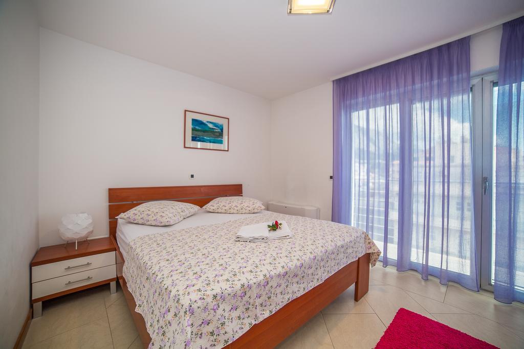 Apartments Milan Makarska Exteriör bild